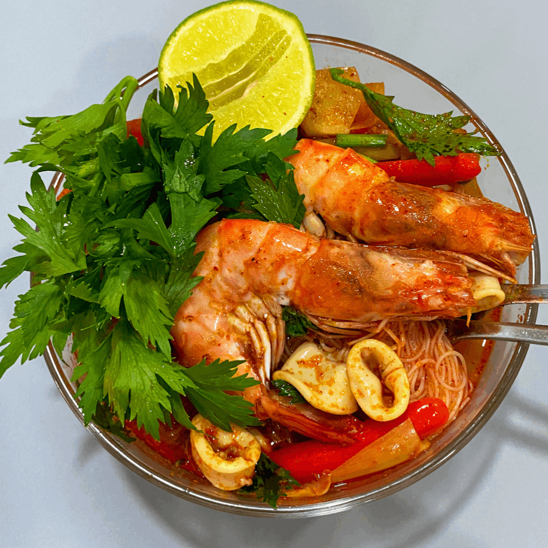 N002 Tomyam Seafood Rice Vermicelli ต้มยำซีฟู้ดหมี่ขาว