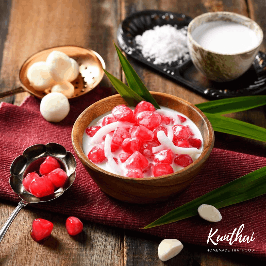 G002 Thai Ruby with Coconut ทับทิมกรอบ