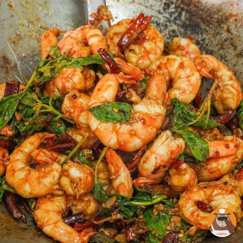 F010 Stir Fried Seafood with Thai Basil ผัดกะเพราทะเล