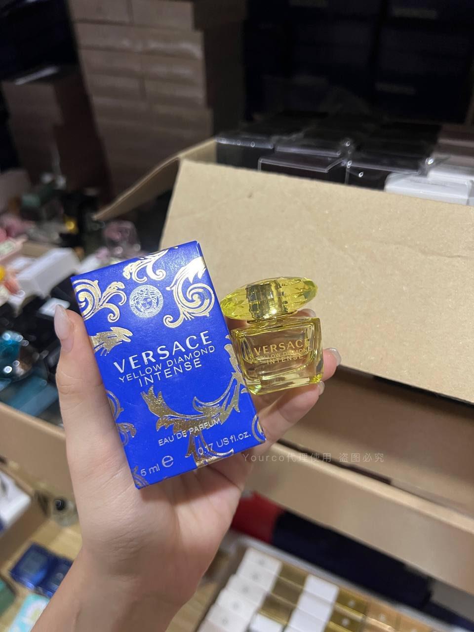 Versace yellow diamond intense EDP