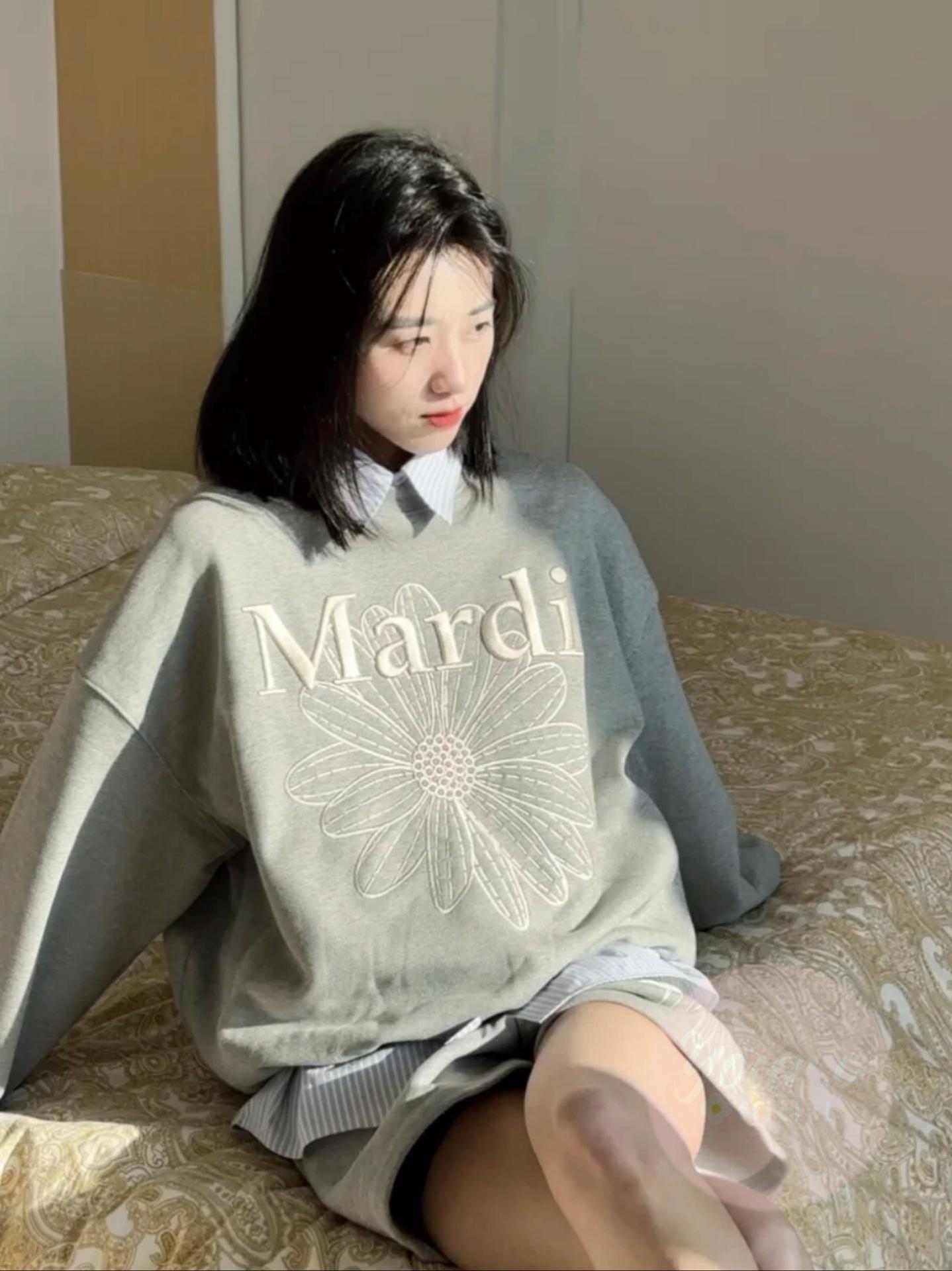 Mardi卫衣