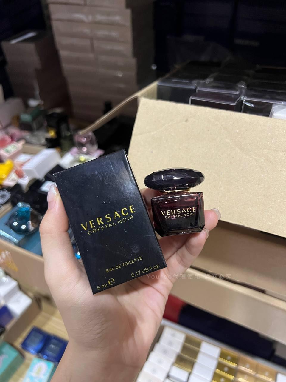 Versace crystal noir EDT