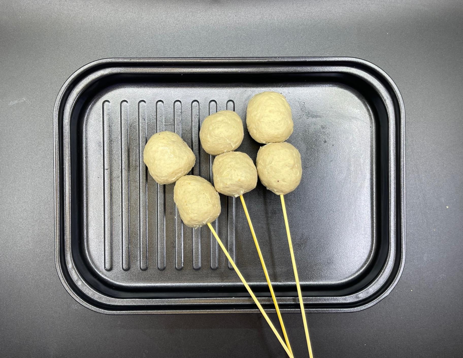 B15 - 大肉丸 Meatball