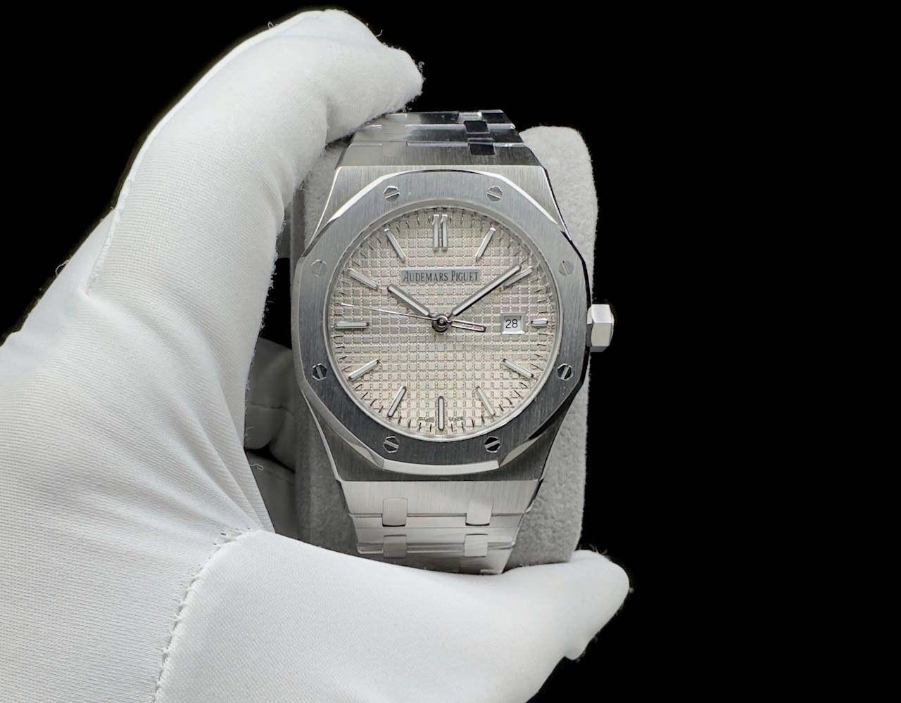 Audemars Piguet Riyal Oak Automatic 41 mm Men Watch
