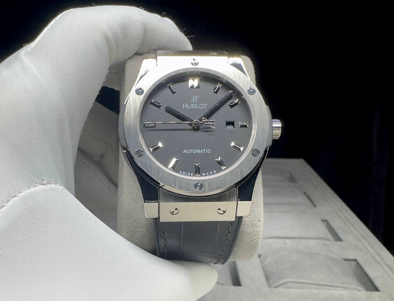 HUBLOT CLASSIC FUSION AUTOMATIC 42MM  MEN WATCH