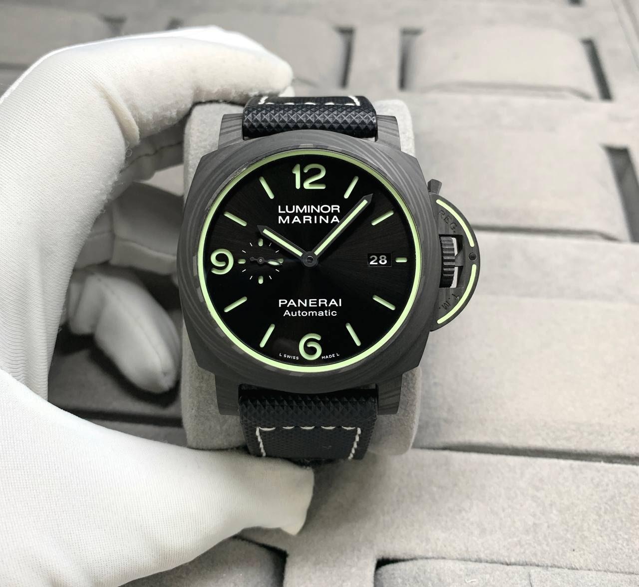 PANERAI PAM1118  LUMINOR MARINA CARBONTECH 44mm MEN WATCH