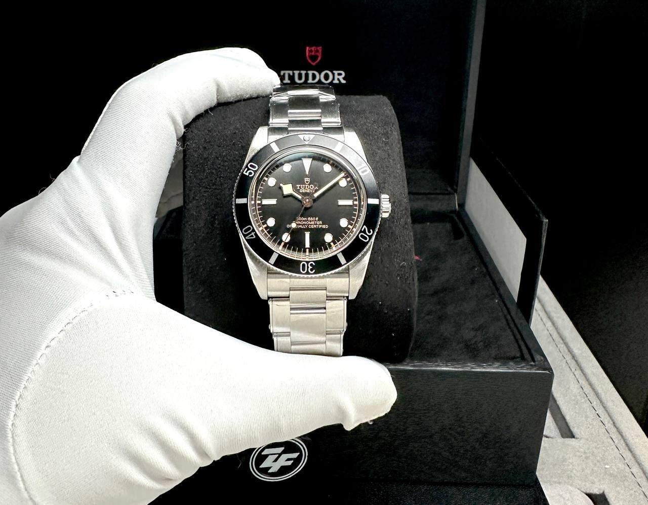 TUDOR BLACK BAY  79000N 37mm AUTOMATIC WATCH