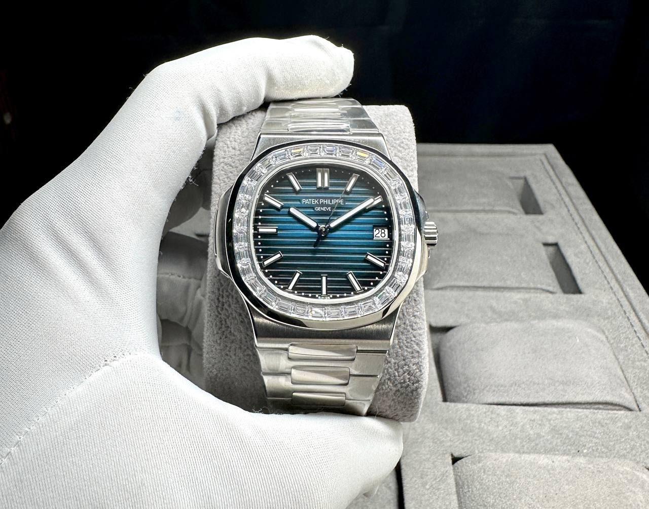 PATEK PHILIPPE NAUTILUS  DIAMOND BEZEL 40MM MEN WATCH
