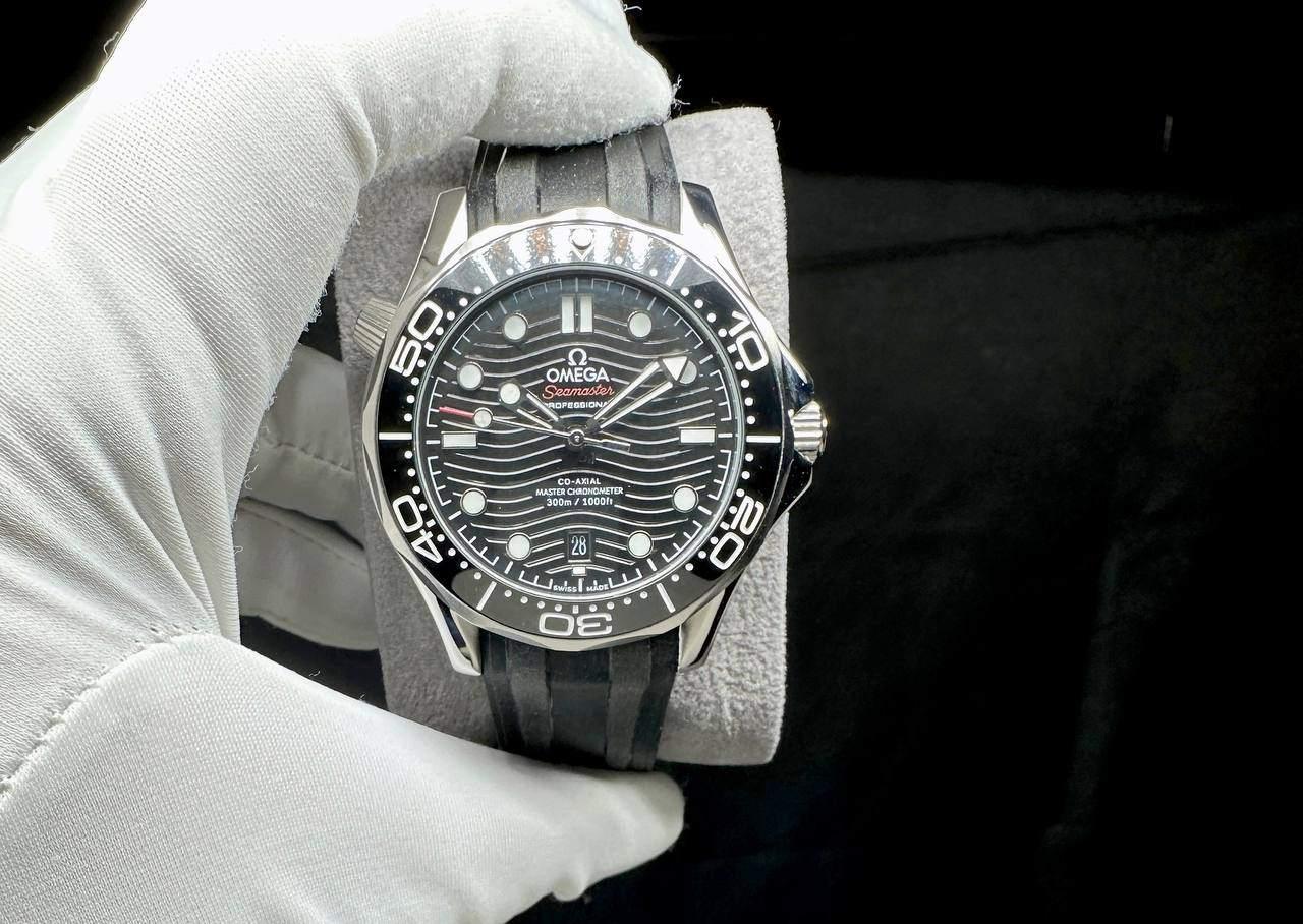OMEGA SEAMASTER 41 MM AUTOMATIC MEN WATCH