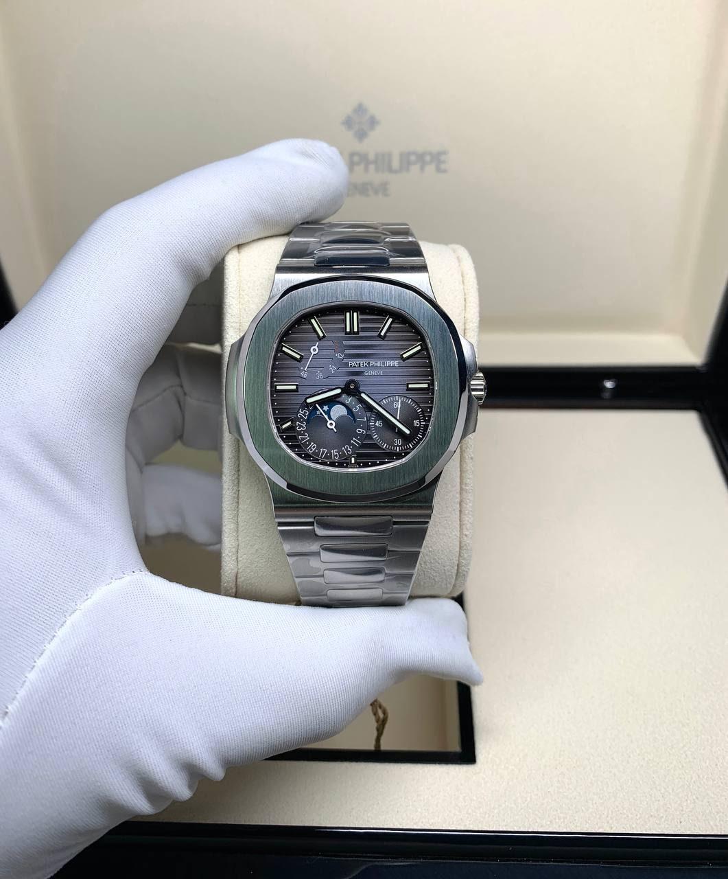 PATEK PHILIPPE NAUTILUS 5712/1A-001 UPGRADED VERSION 40 mm MEN WATCH