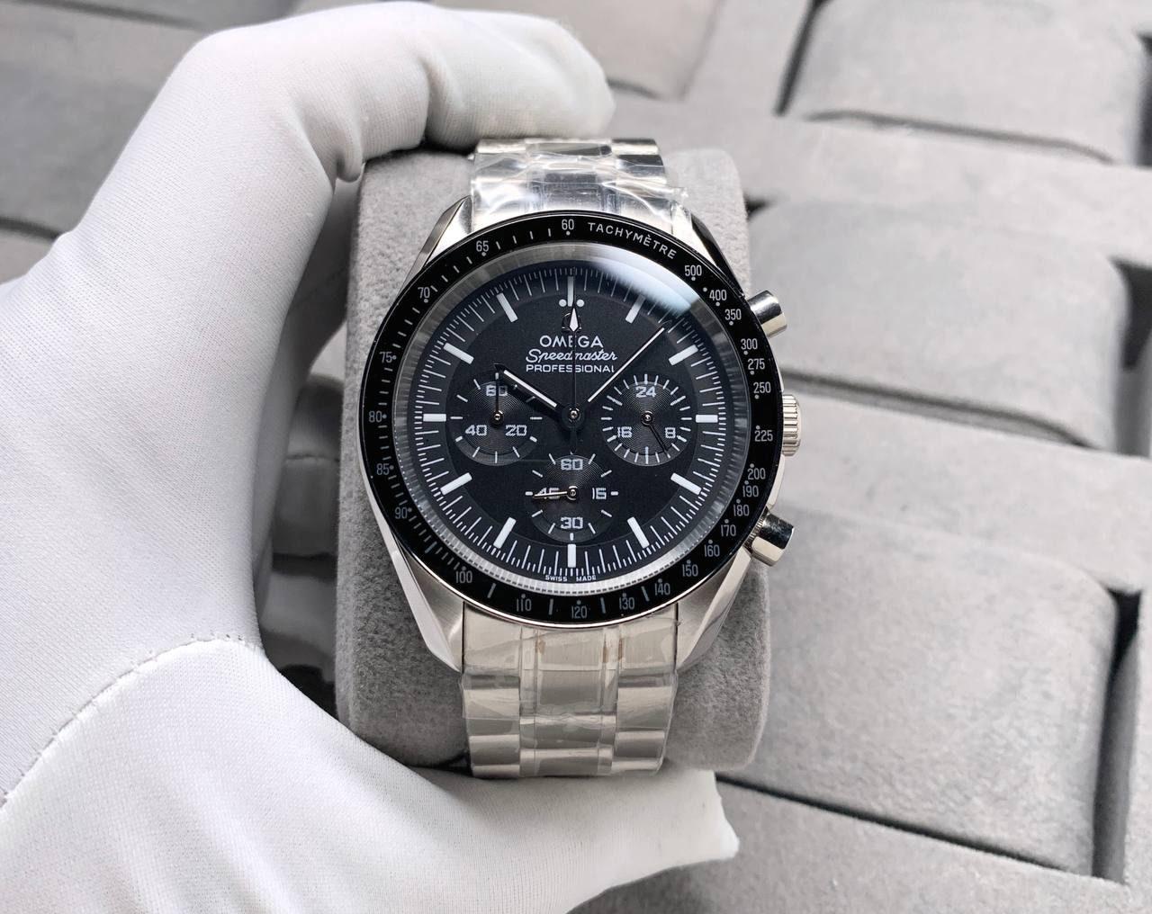 Omega Speedmaster Japan Quartz Chronograph 40 mm Men Watch