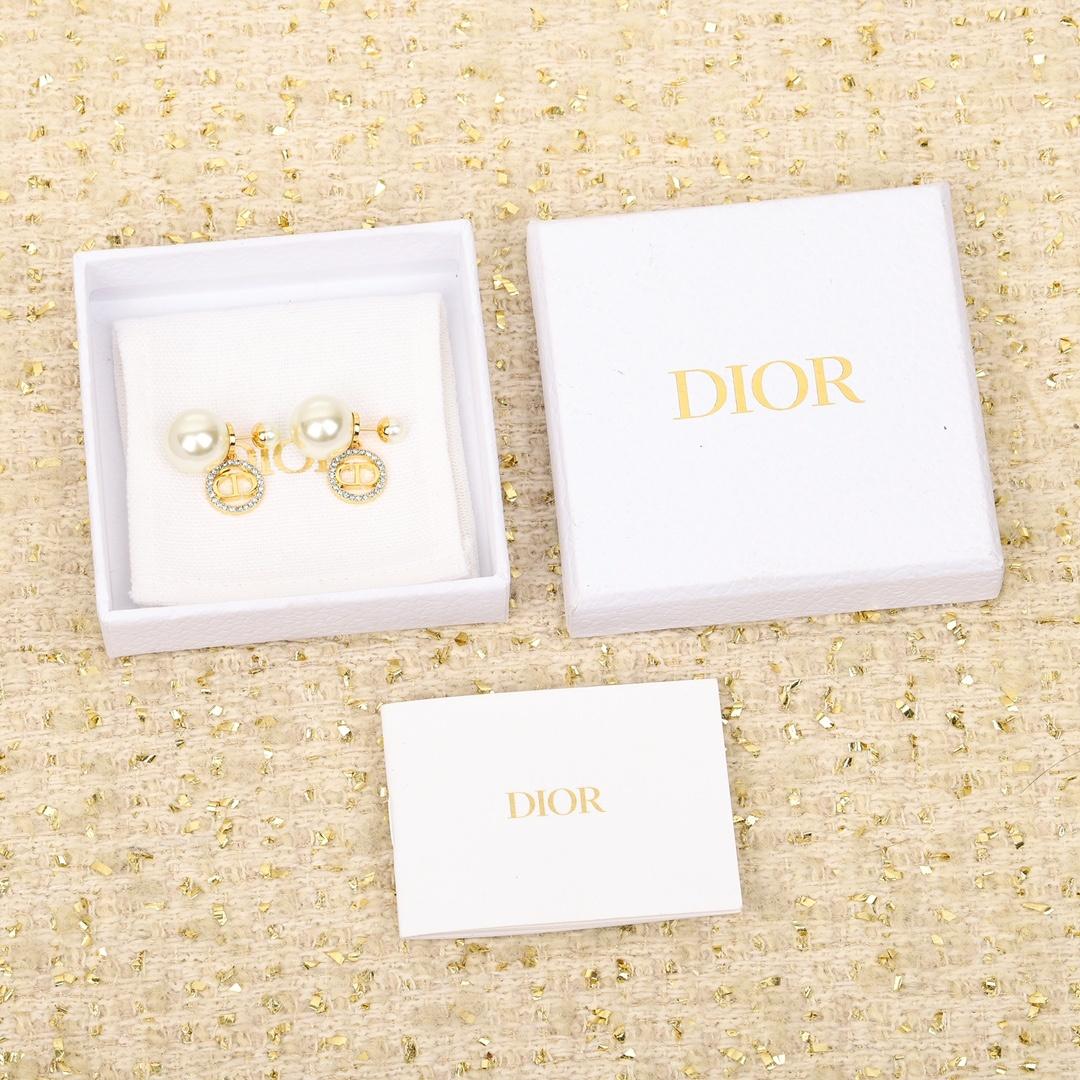 DIOR EARING 006