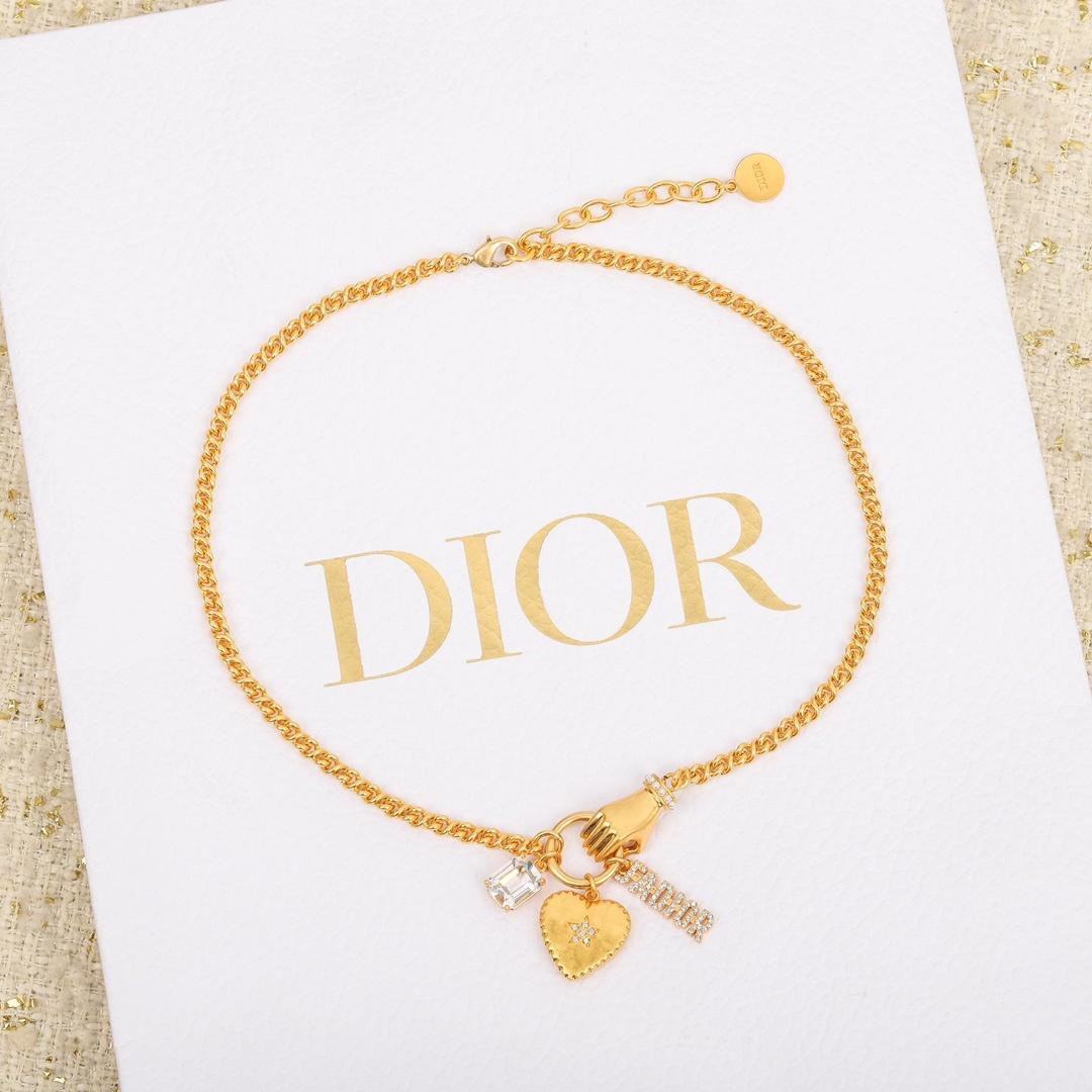 DIOR NECKLACE 011