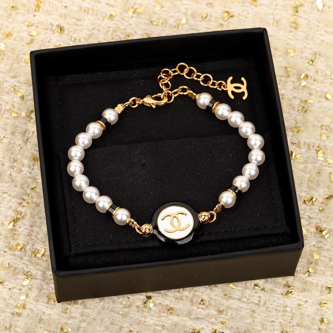 CHANEL BRACELET 020