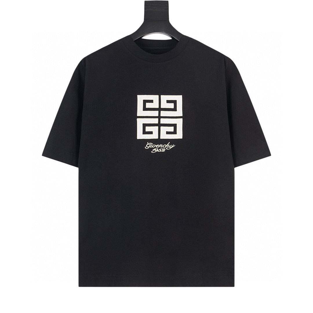 GIVENCHY T-SHIRT 001