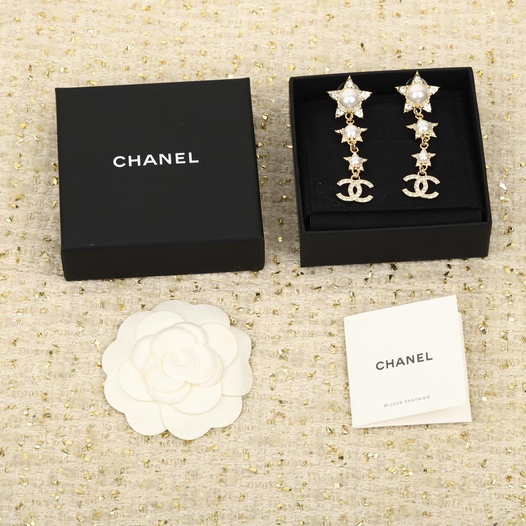CHANEL EARING 001