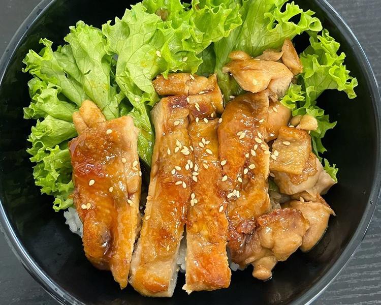 J06 - Chicken Teriyaki Don