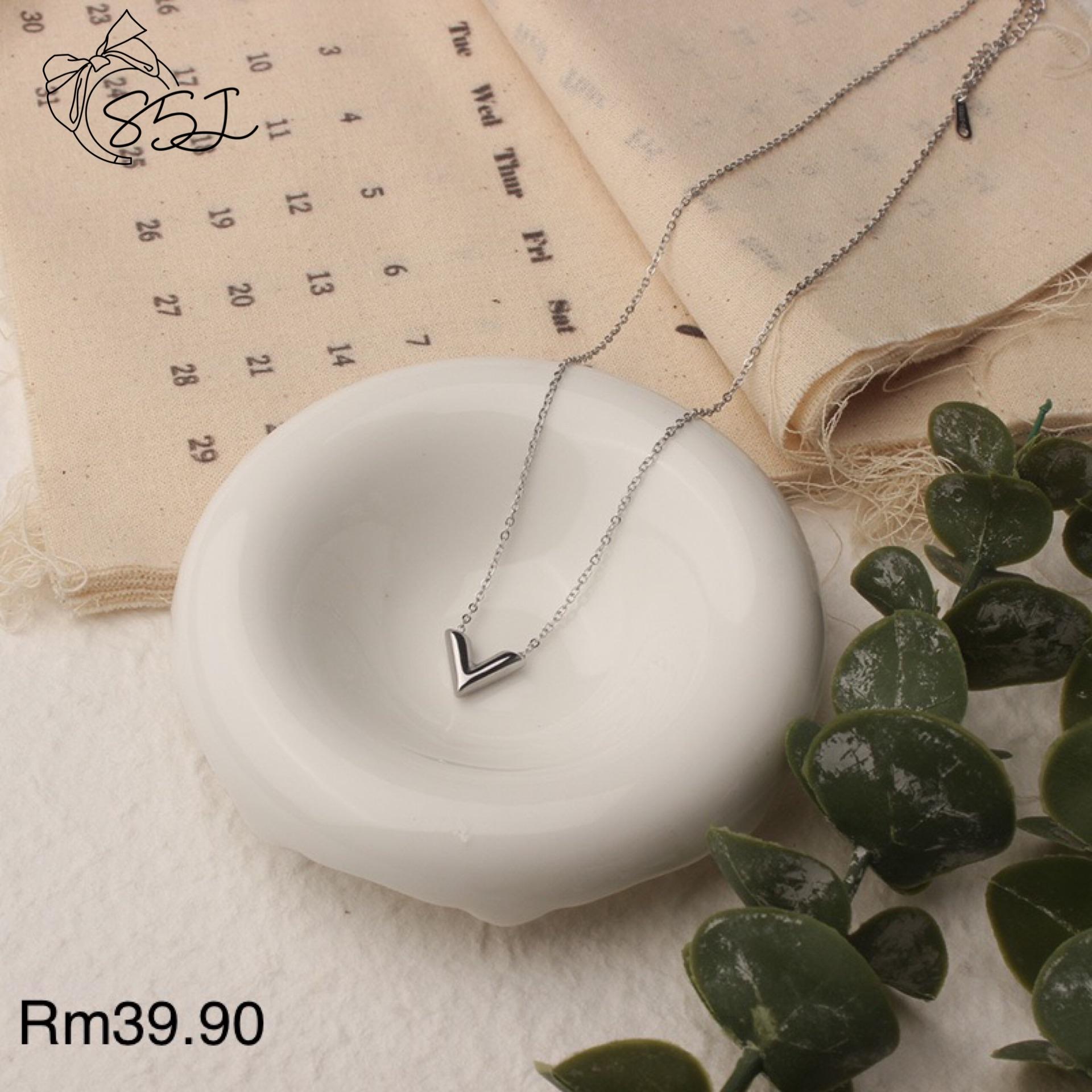 Sexy V stainless steel necklace（银色）