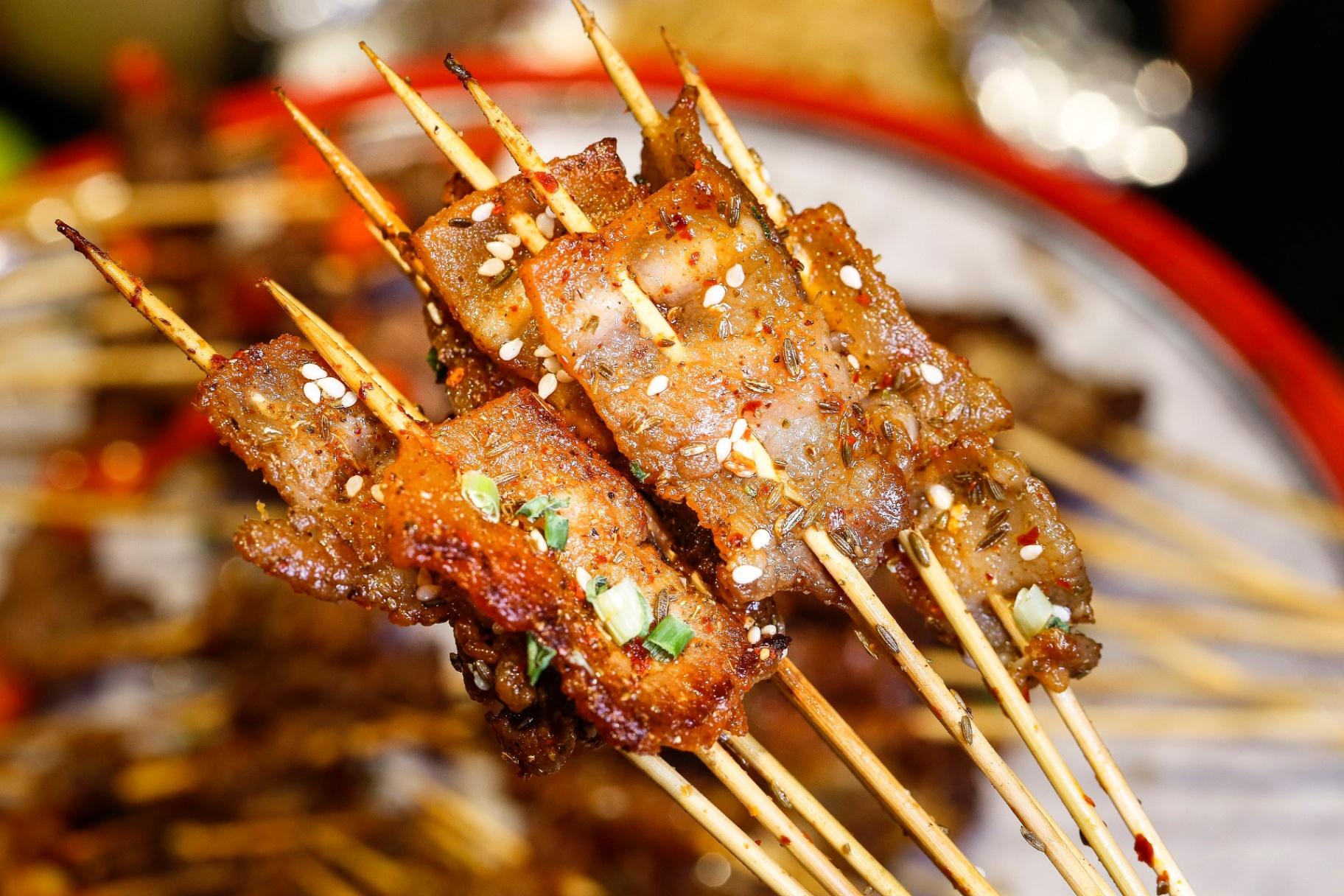 B501 藤椒五花肉 Vine Pepper Pork Belly