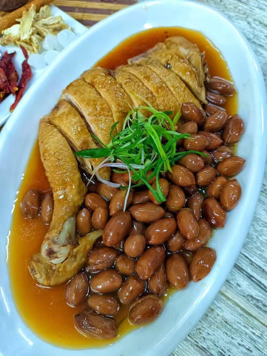 古早味花生卤鸡腿 Traditional Peanut Braise Drumstick