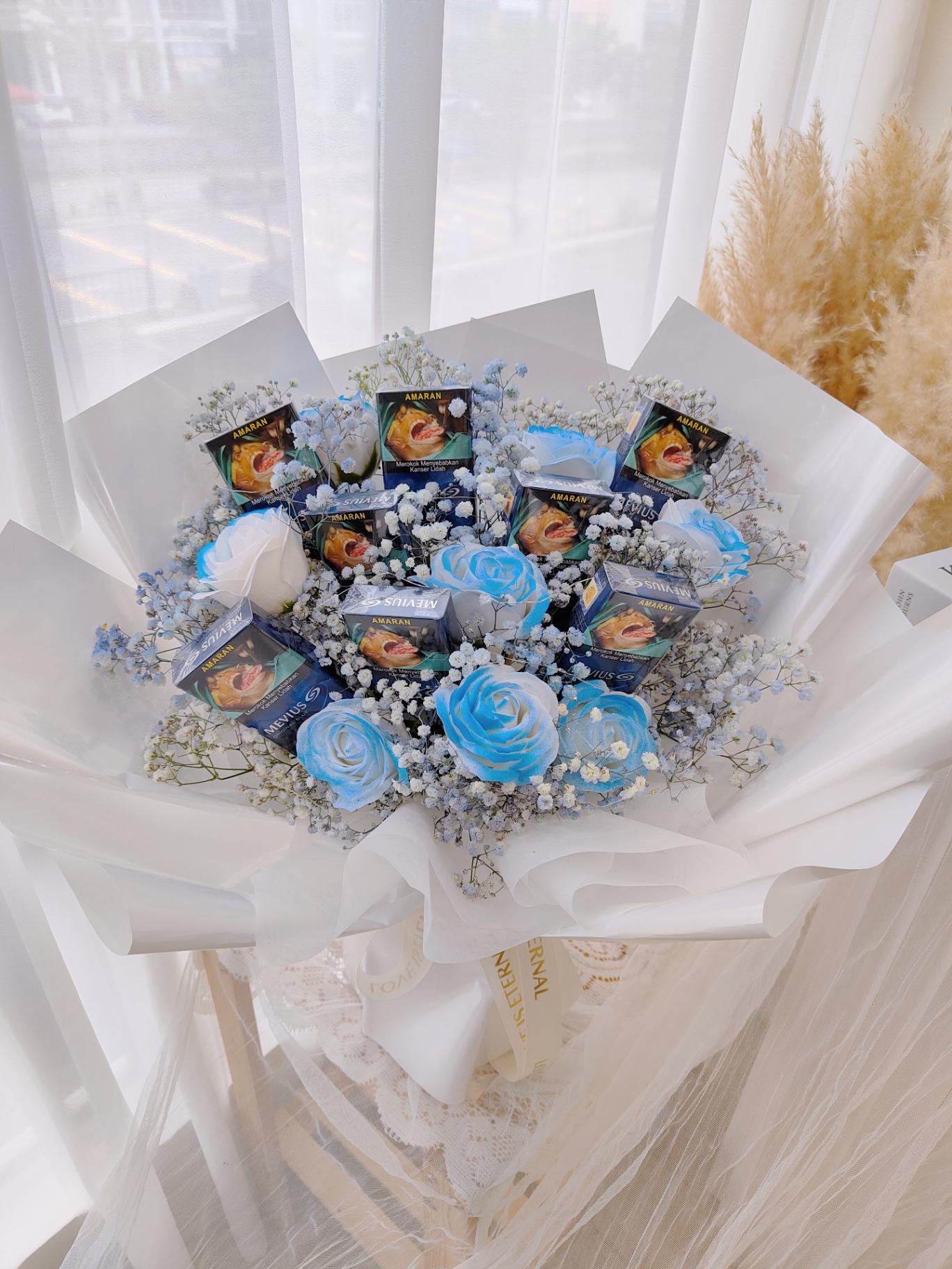X02 cigarette bouquet baby breath 5包香烟+香皂花+永生花满天星