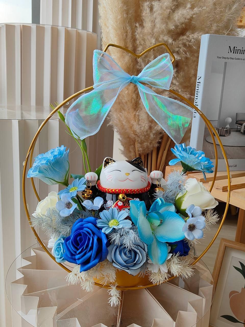 K26 Opening Lucky Cat Table Flower Basket铁艺业开花篮（蓝色）