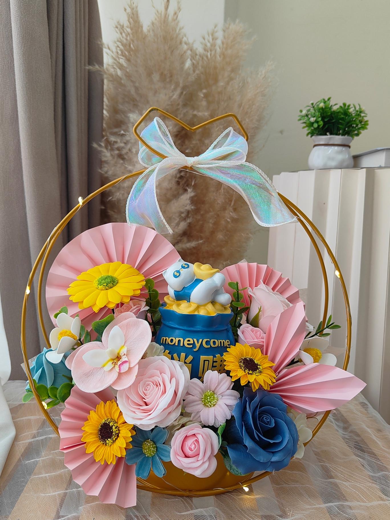 K130 Opening Lucky Cat Table Flower Basket躺赚 铁艺业开花篮