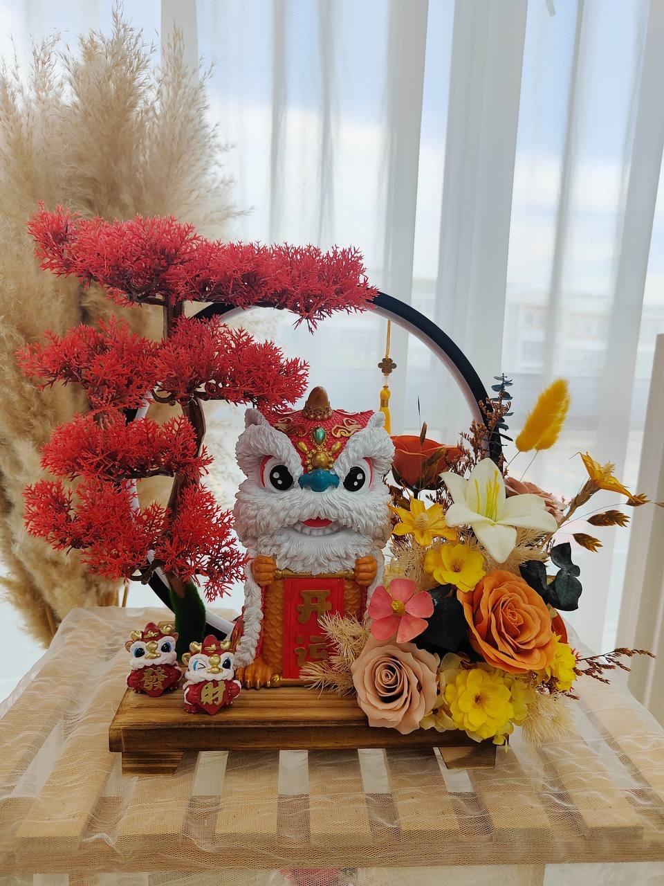 KB05 Opening flower舞狮+红色崖柏叶-黑色灯圈