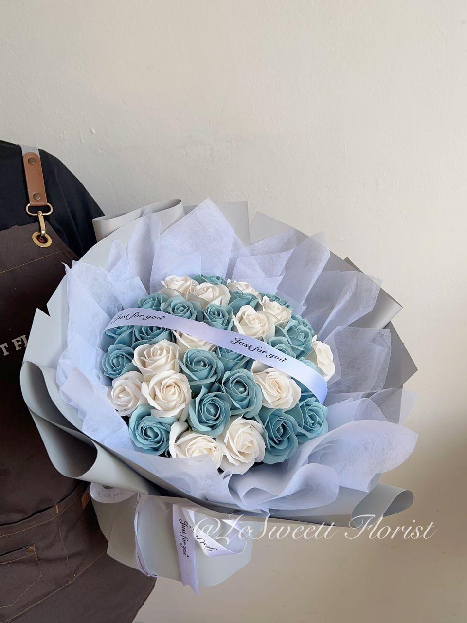 Trendy (Soap Flower)