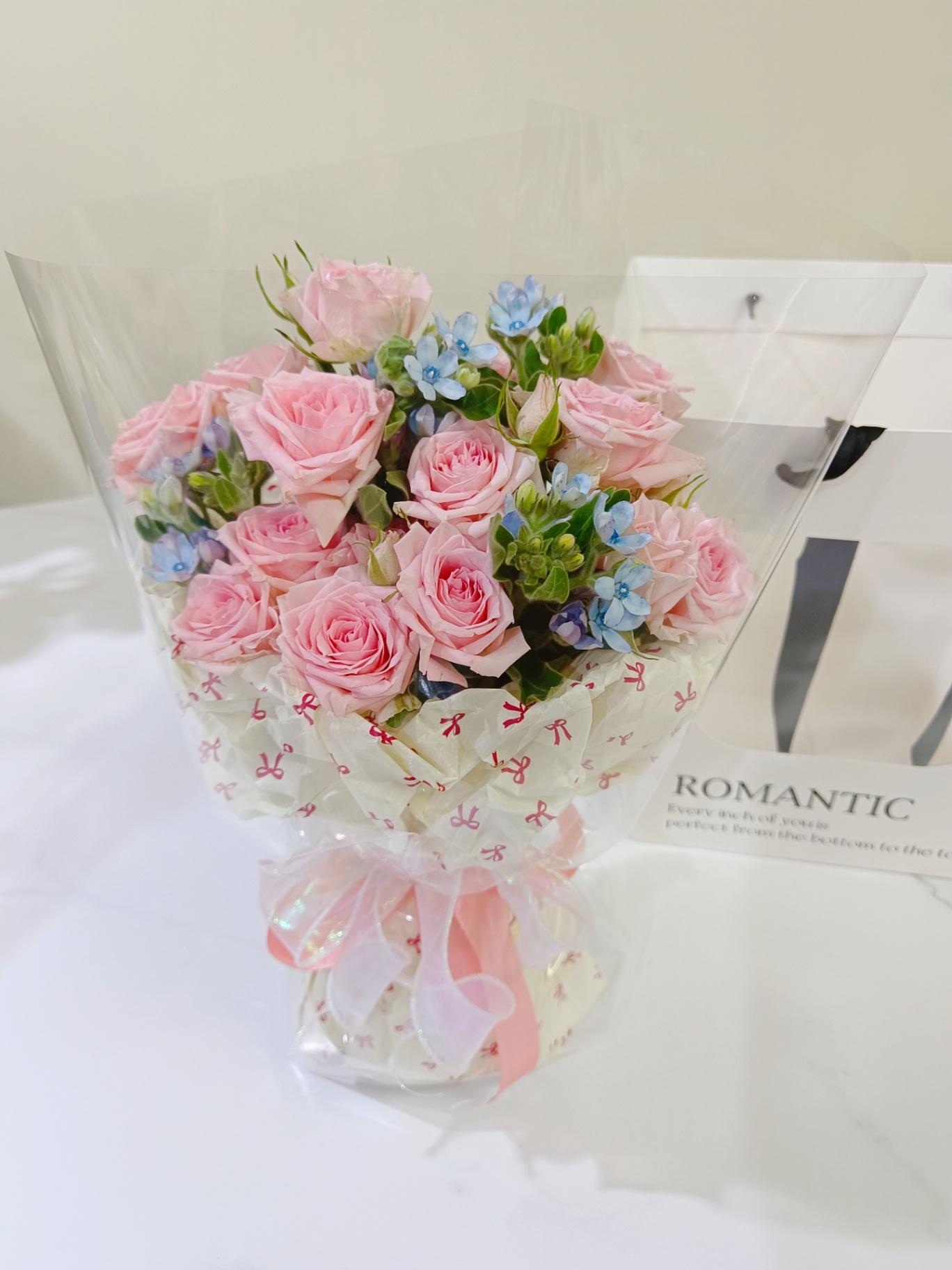 Sweetheart Fresh Flowers Bouquet