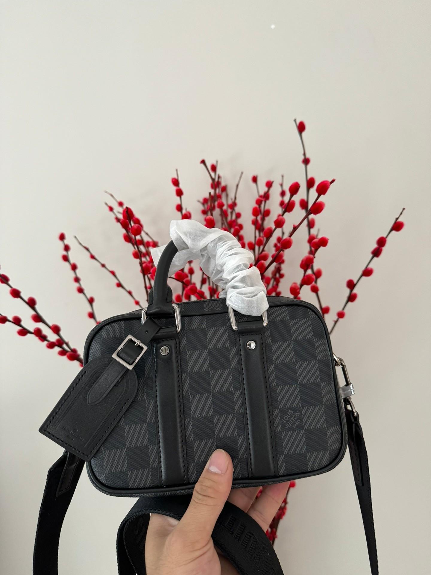 NANO PORTE DOCUMENTS VOYAGE ( BLACK DAMIER )