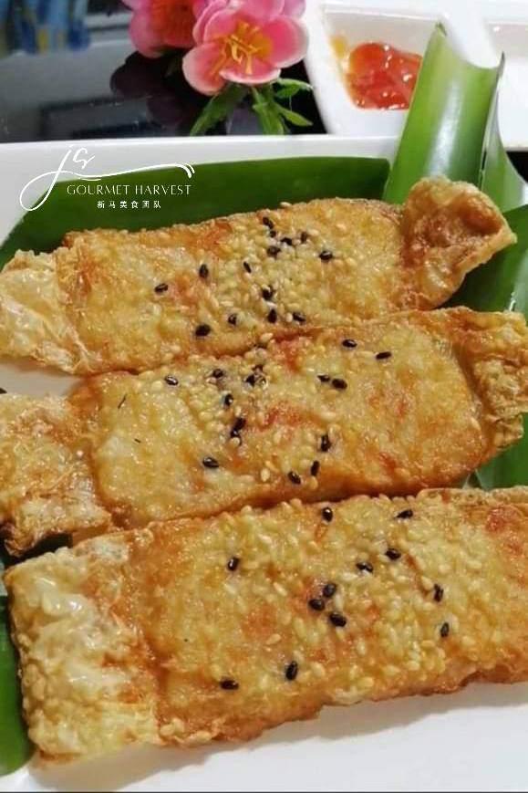 芝麻鸡肉卷