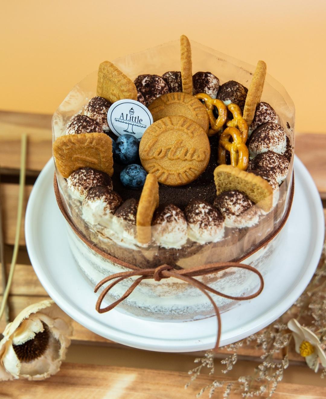 Tiramisu Cake