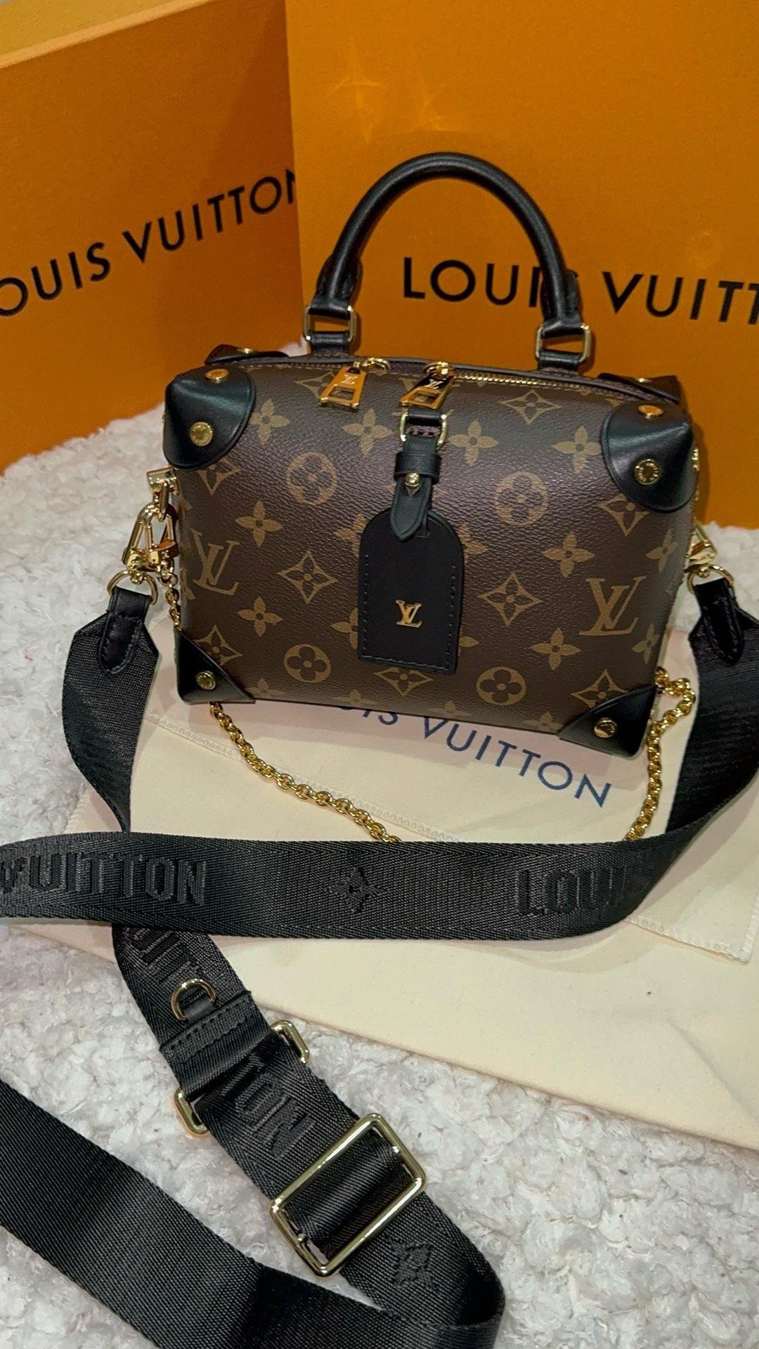 PETITE MALLE SOUPLE BLACK