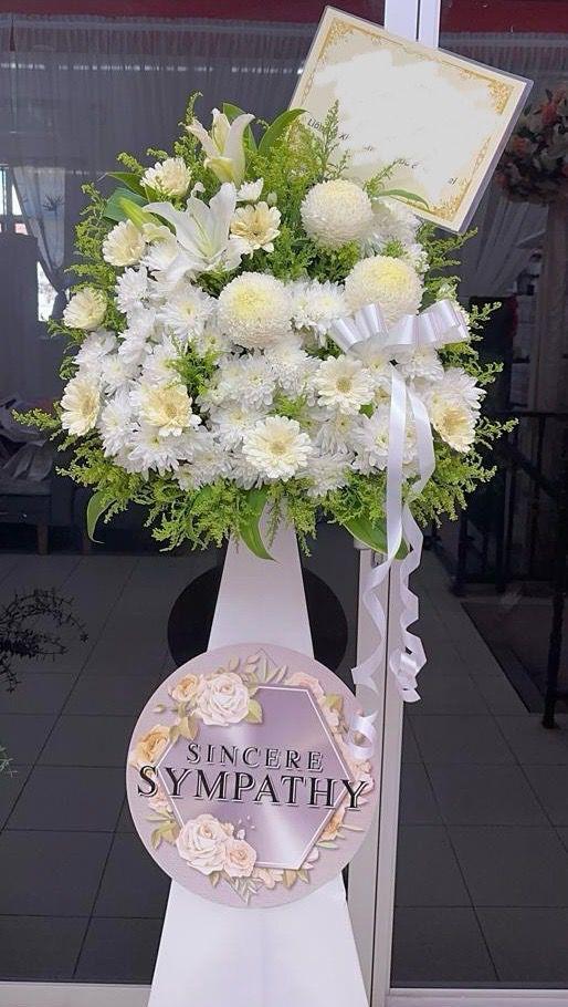 Funeral Flower Stand 09