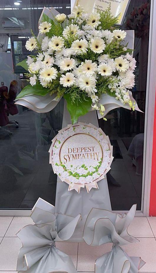 Funeral Flower Stand 02
