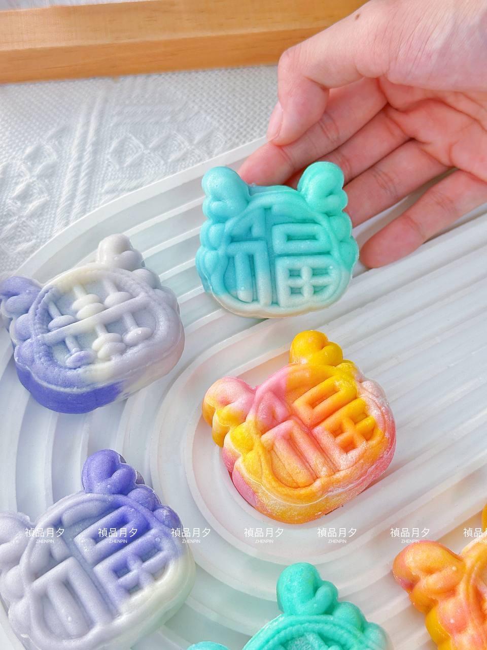 福字龙算盘冰皮月饼
