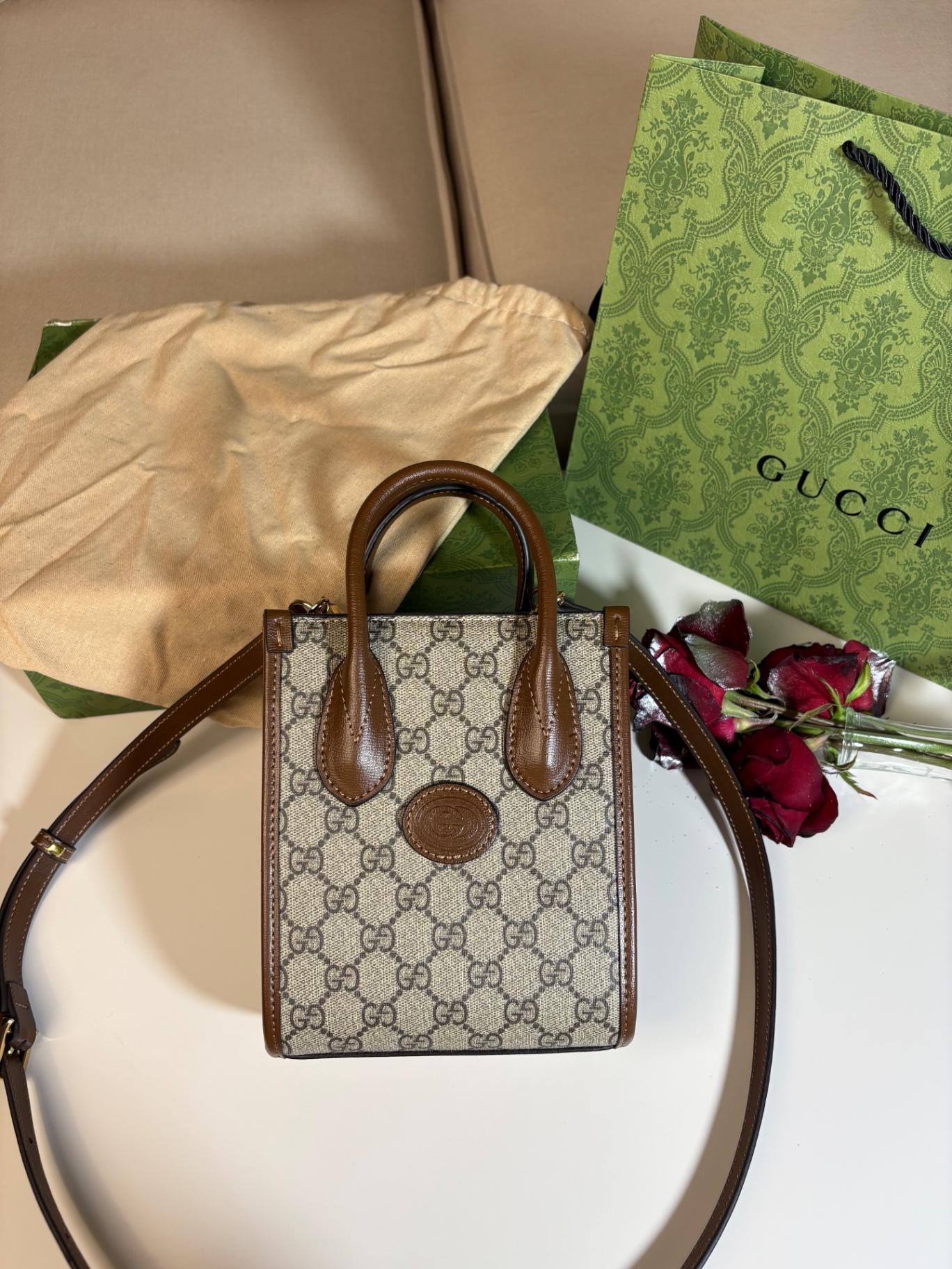 GUCCI Mini Tote手机包