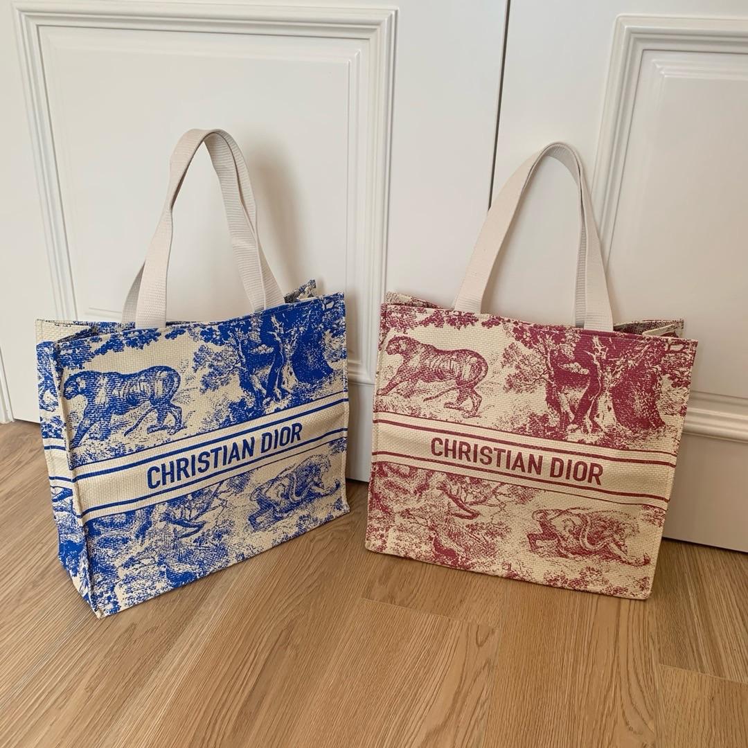 Dior CD赠品草编托特包