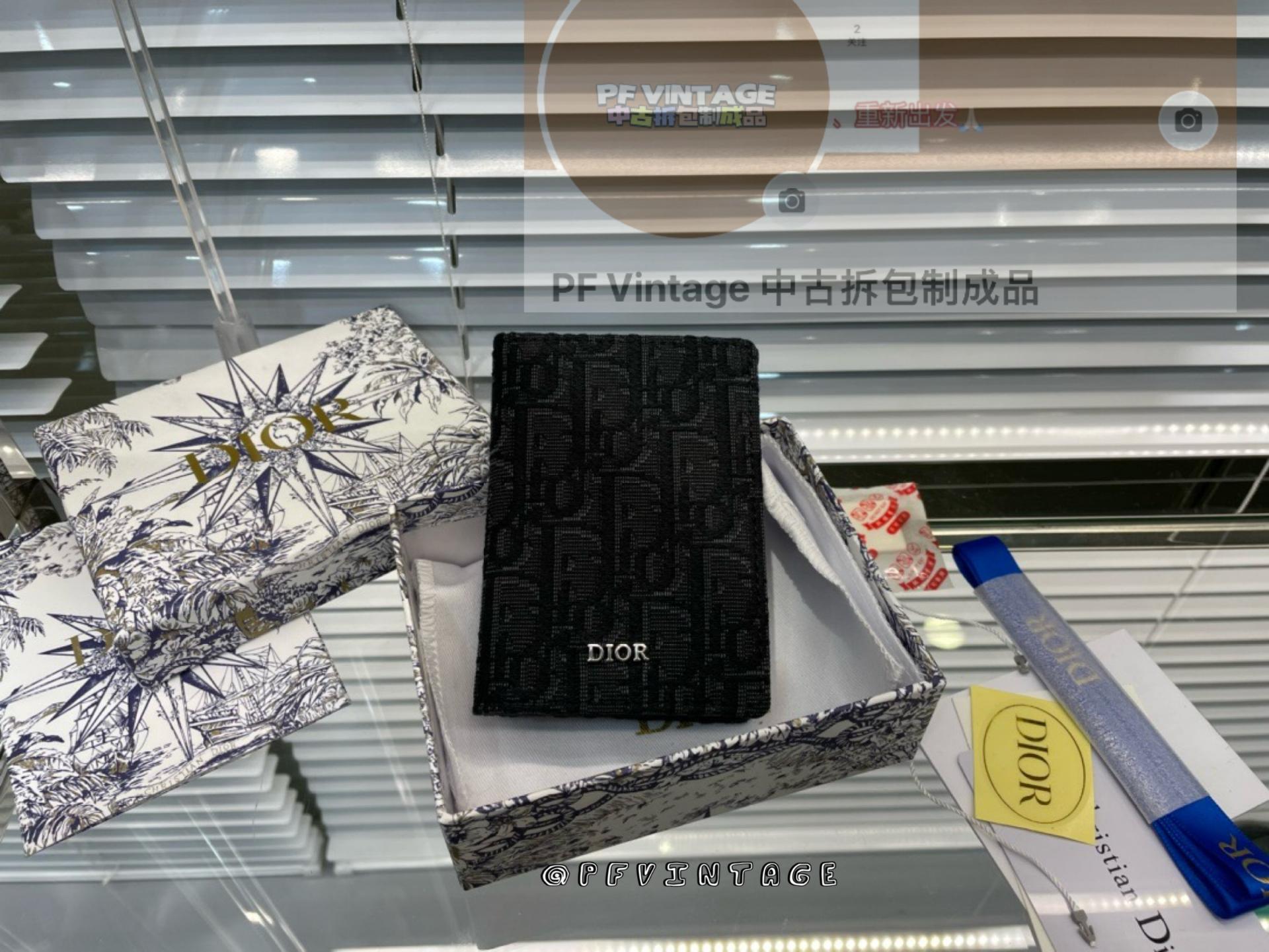 Dior 卡包