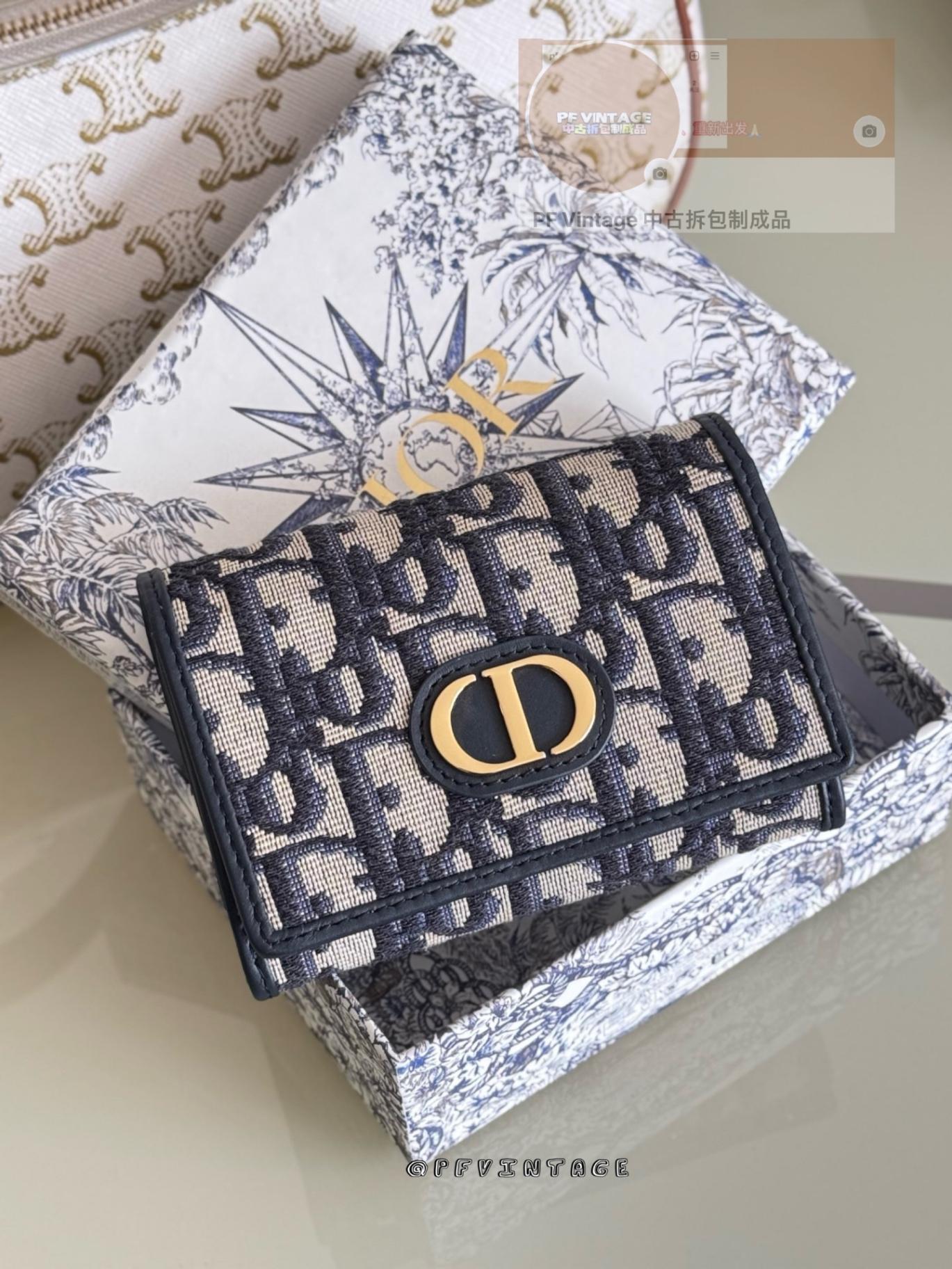 Dior 老花卡包