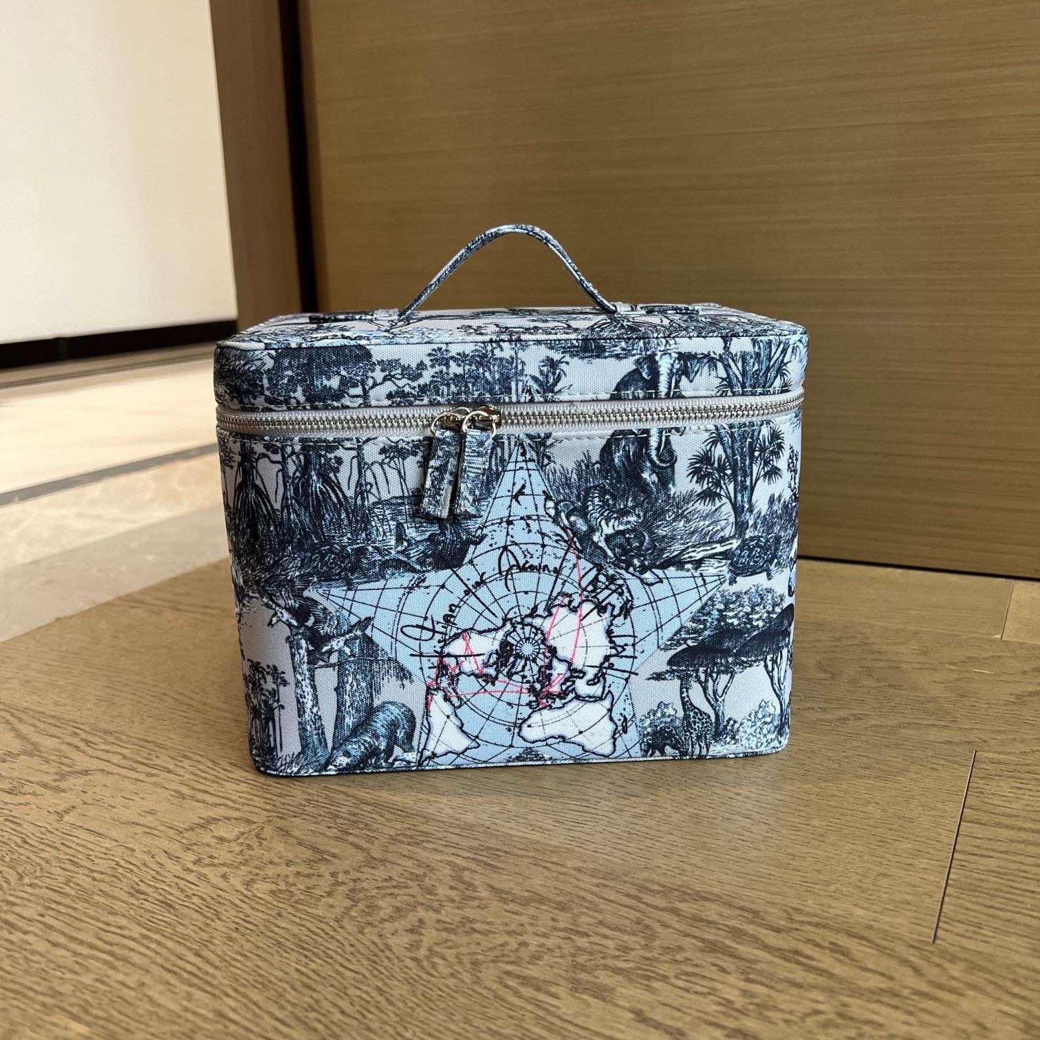 Dior 限定🌍环球漫游系列