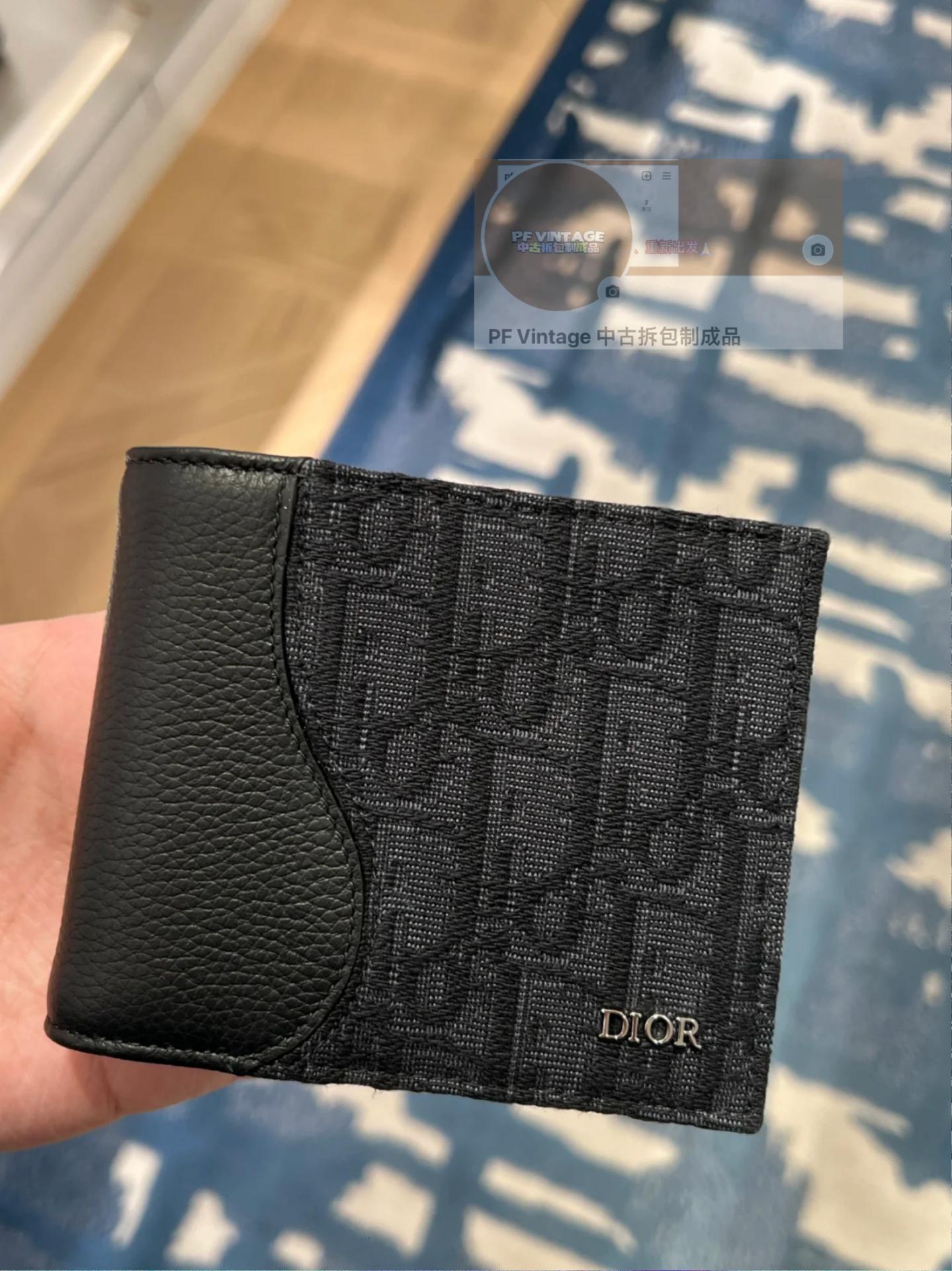 Dior 钱包