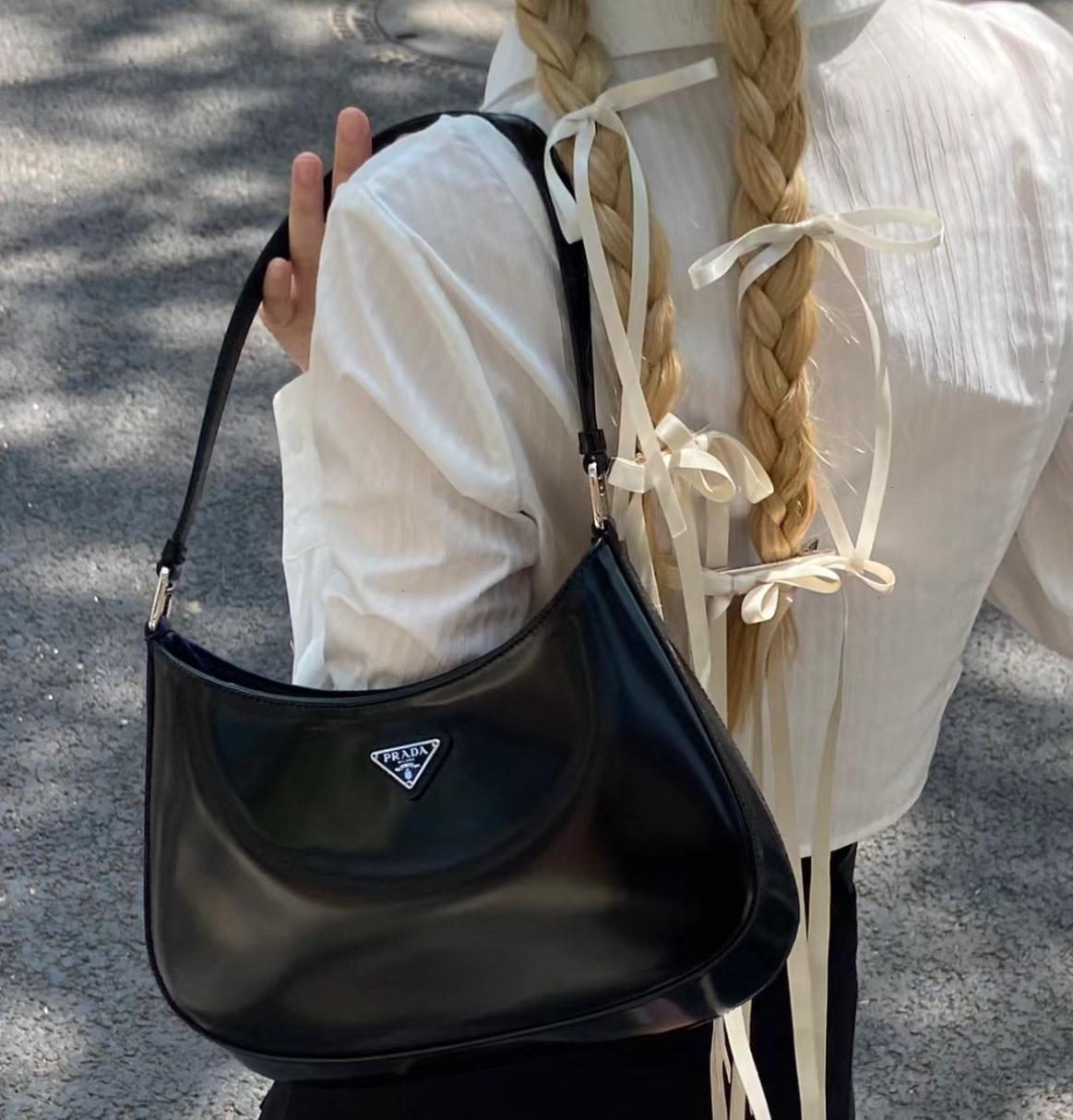 Prada Cleo 腋下包