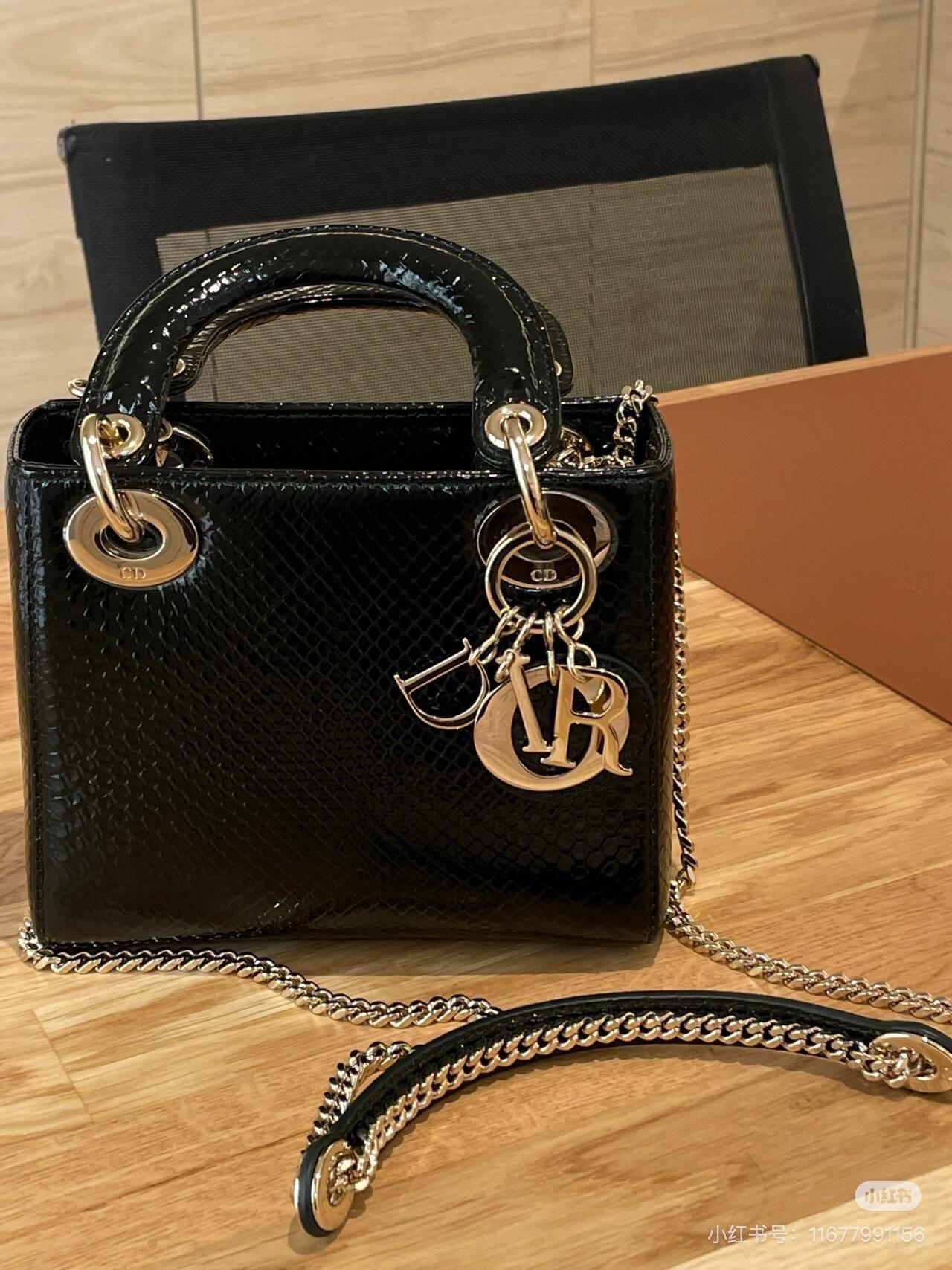 Dior Lady 戴妃包