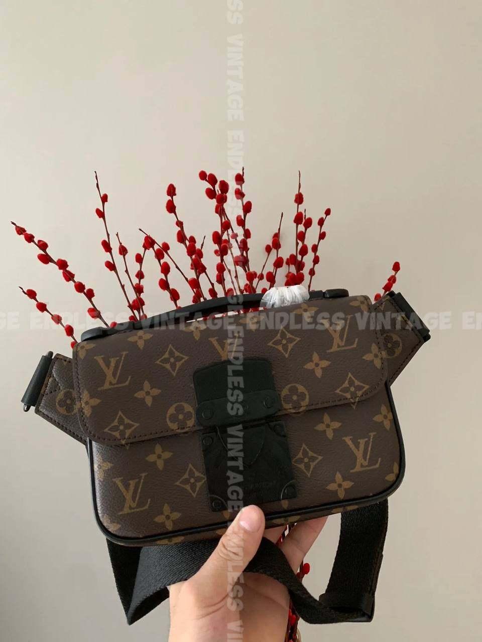 S Lock Sling Bag