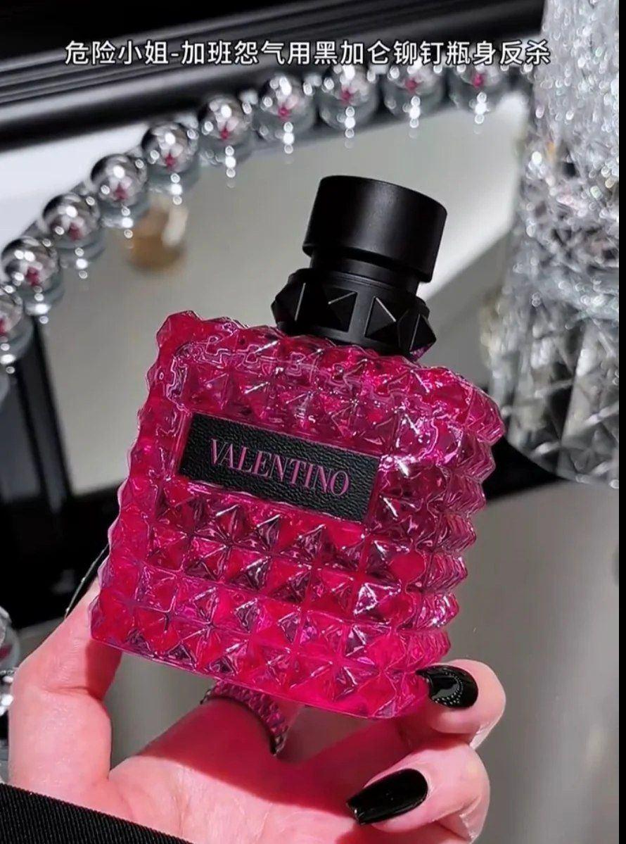 VALENTINO DONNA BORN IN ROMA EXTRADOSE PARFUM 100ML🩷(Woman perfume)