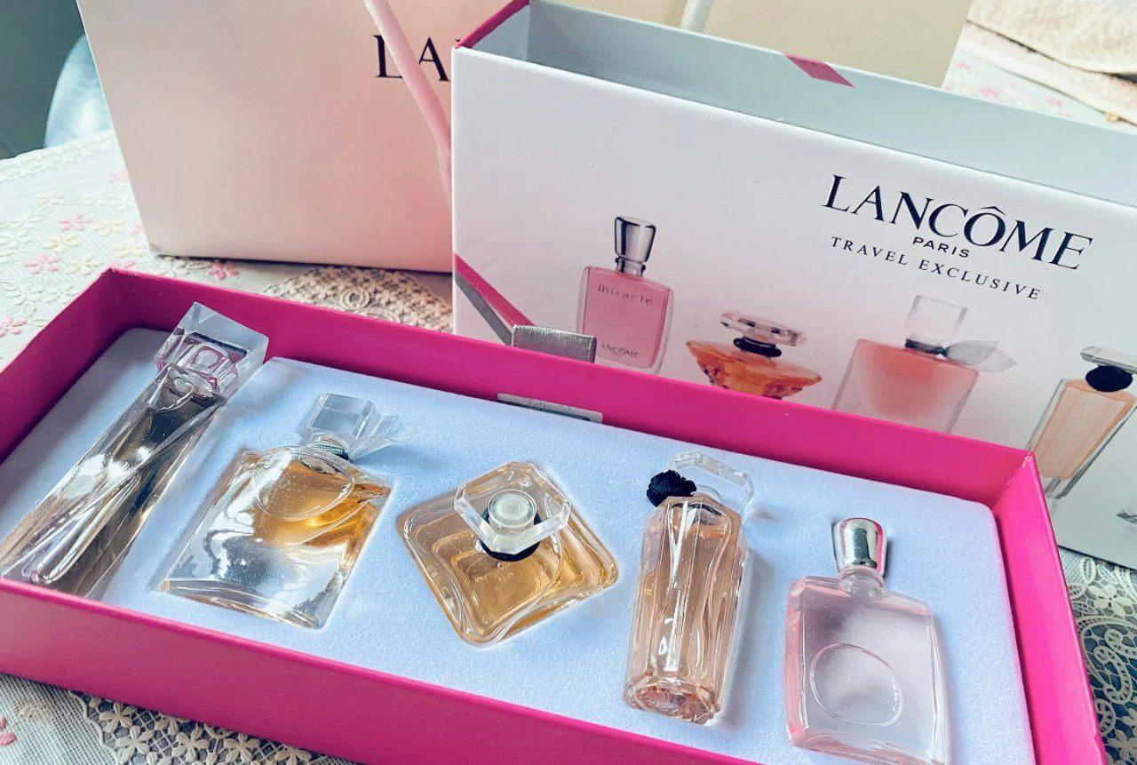 LANCOME 5 IN 1 SET LA COLLECTION DE PARFUMS (with paper bag)