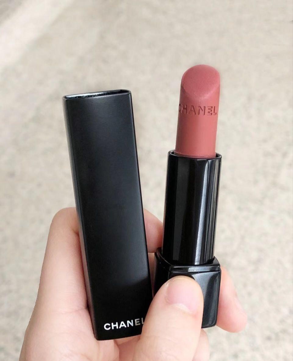 CHANEL Rouge Allure Velvet Extreme 3.5g 💄