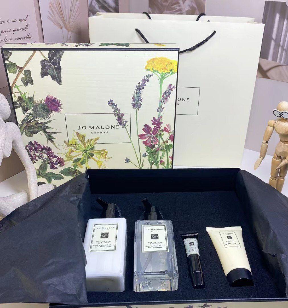 Jo Malone 4 in 1 Flower Box limited Set (Lotion+shower gel+Hand cream+lip balm)